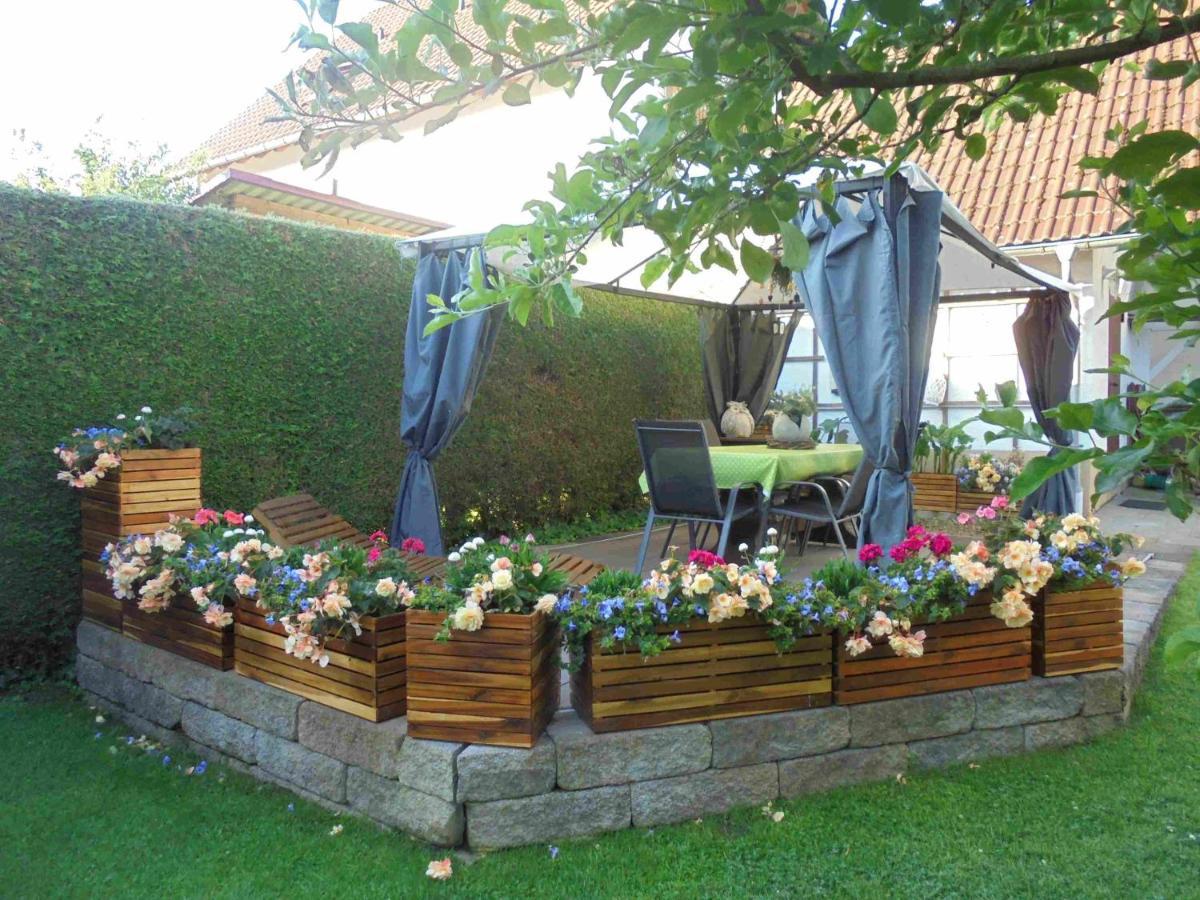 Ferienwohnung Im Barockwinkel Neuburg an der Kammel Exterior photo